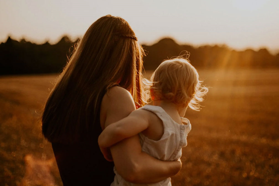 代生宝宝每天起床就打喷嚏_代生宝宝每天起床打喷嚏怎么治疗